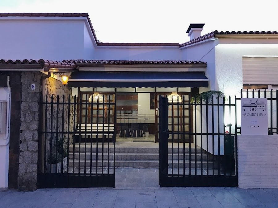 Hostal Albergue La Sigrina: Foto de Google