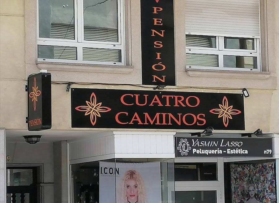 Cuatro Caminos: Foto de Google